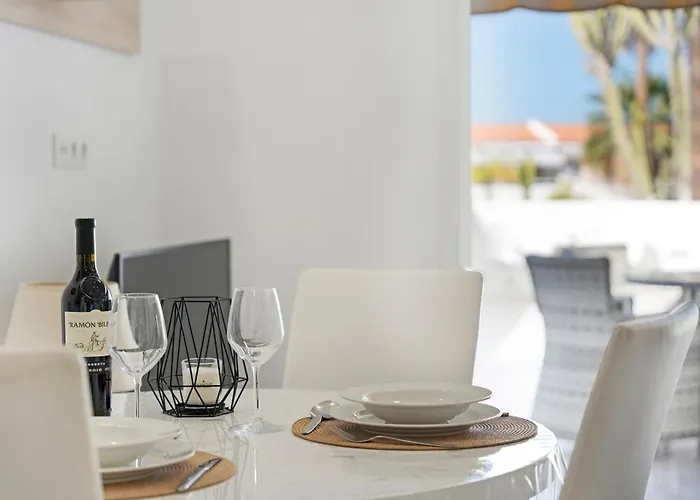 Island Village Heights Apartamento