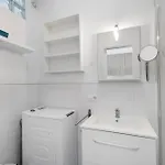 Island Village Heights Apartment *