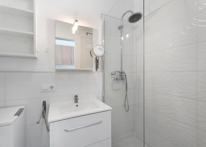 Island Village Heights Appartement *