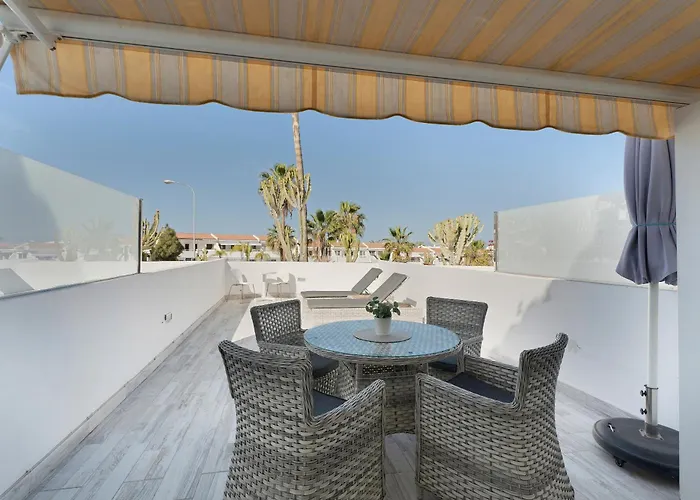 Island Village Heights Appartement *